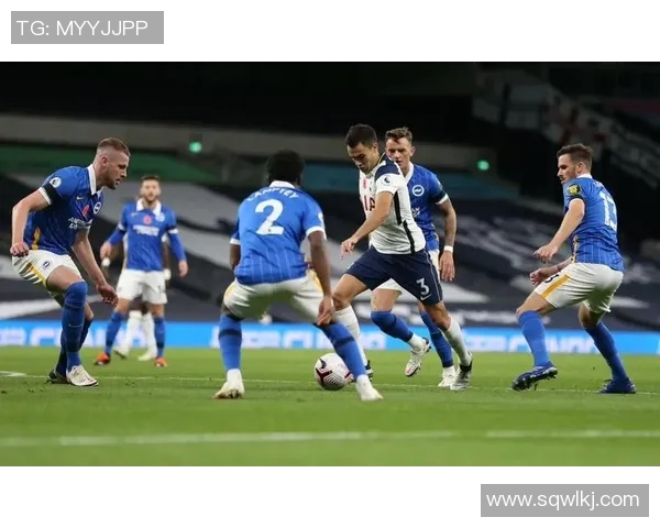 雷吉隆的崛起与挑战：从青训到职业生涯的精彩历程与未来展望